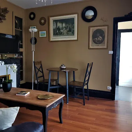 Le Bon'aparte - Hypercentre De פונטנבלו